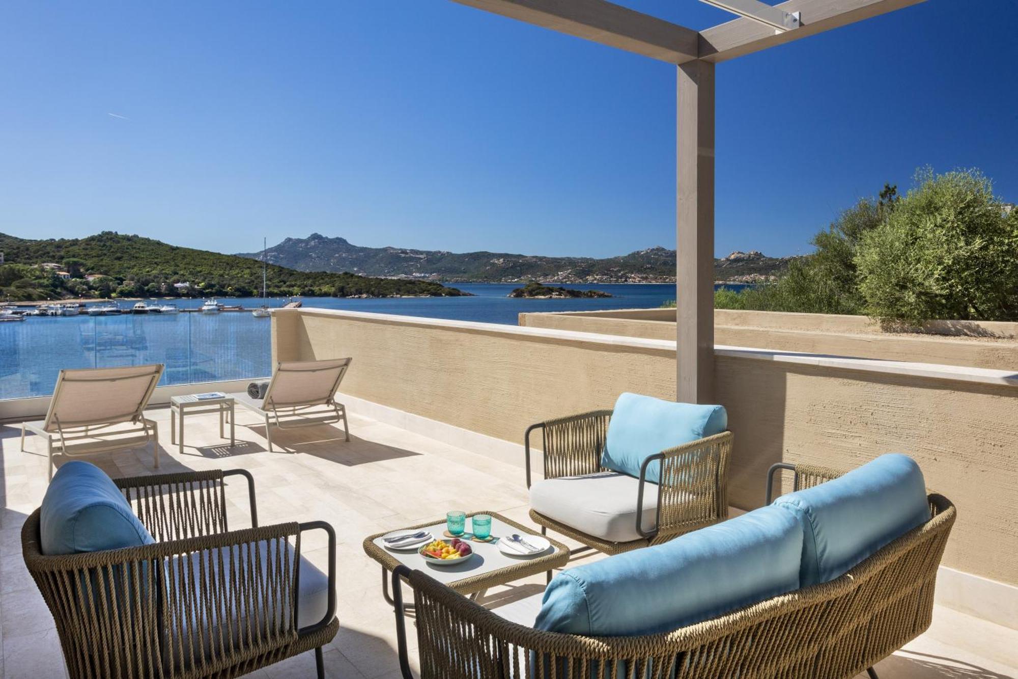 7Pines Resort Sardinia - A Destination By Hyatt Байя-Сардинія Екстер'єр фото