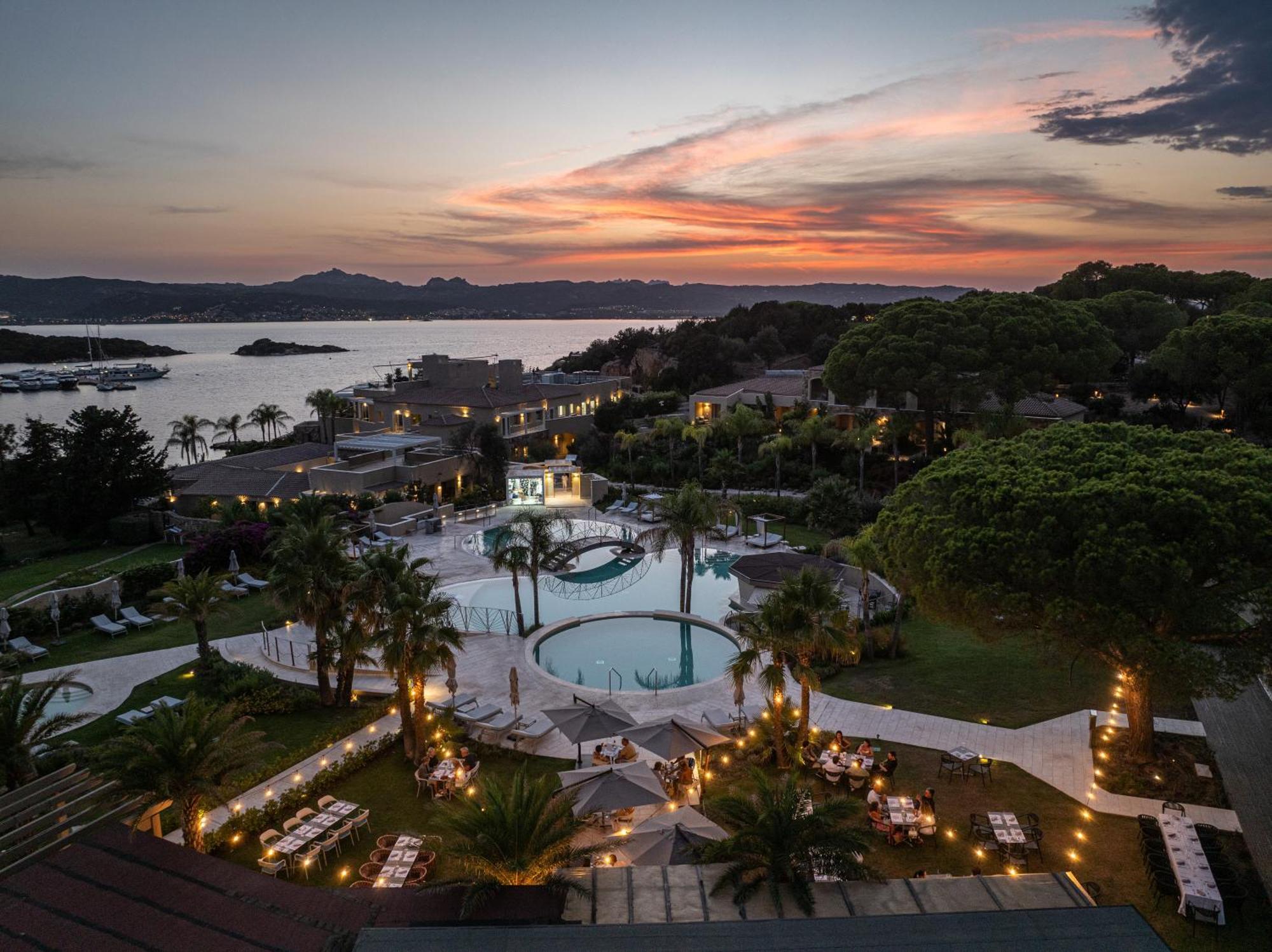 7Pines Resort Sardinia - A Destination By Hyatt Байя-Сардинія Екстер'єр фото
